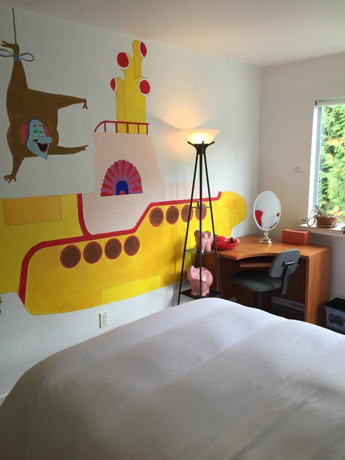 A Room At The Camelia Bed And Breakfast Тсовассен Экстерьер фото
